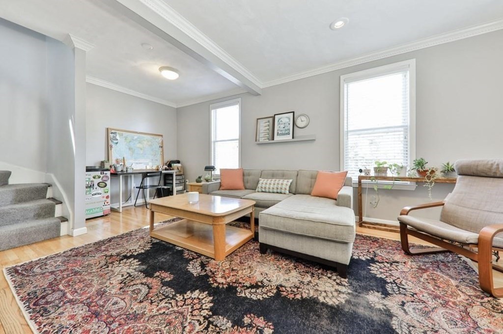 12 Cambria St # 2