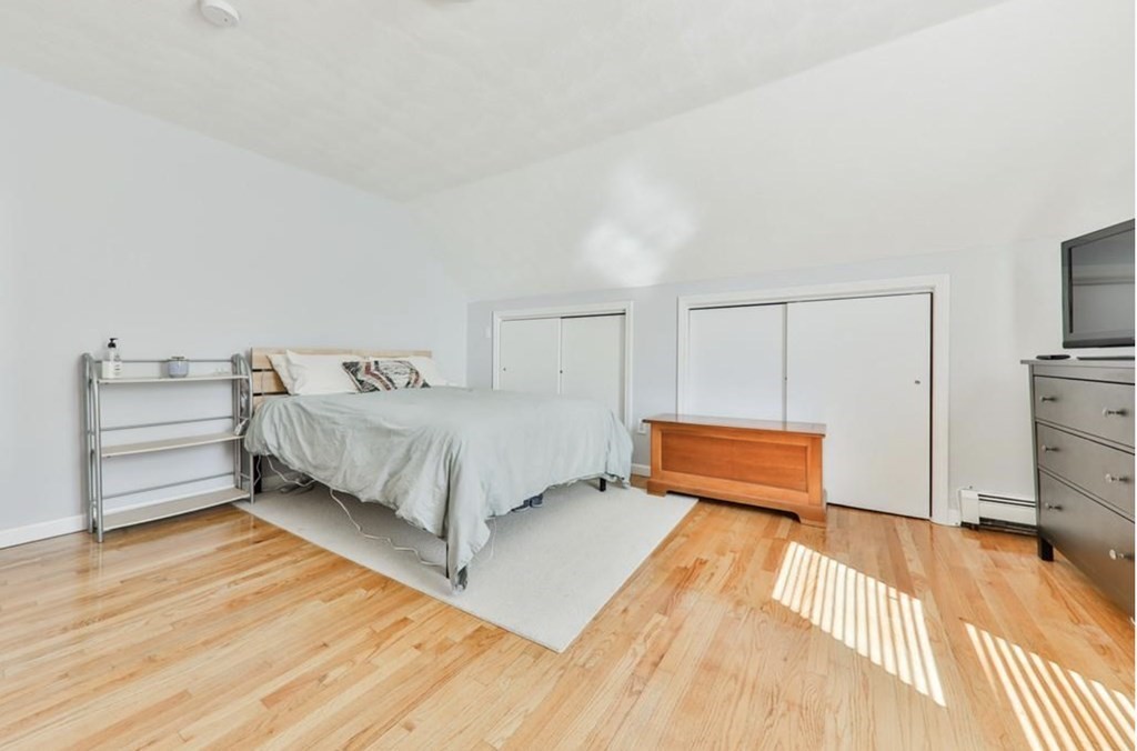 12 Cambria St # 2