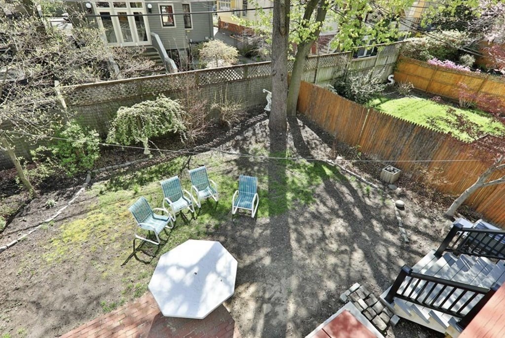 12 Cambria St # 2
