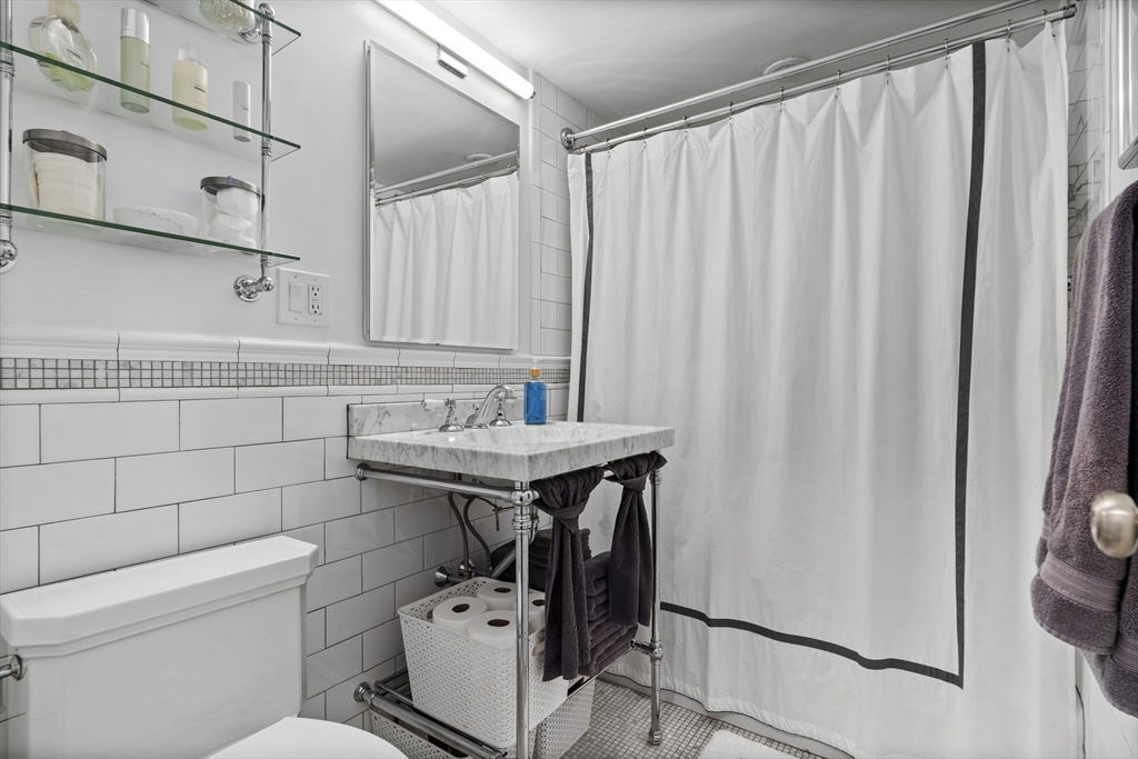 111 Perkins St # 261