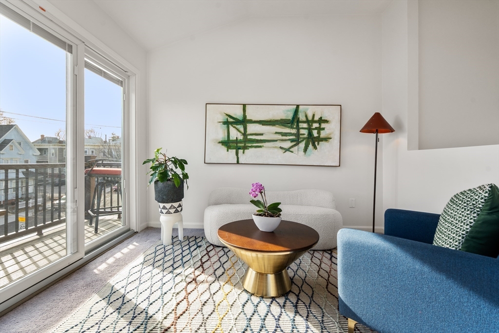 91 Summer St # 3