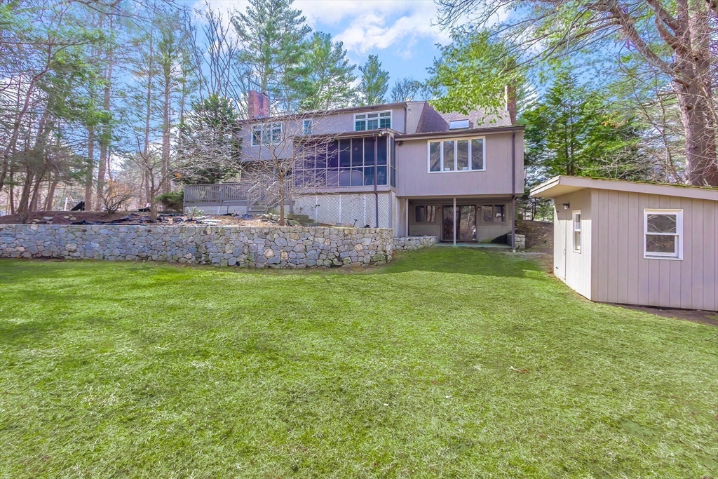 55 Farm Rd