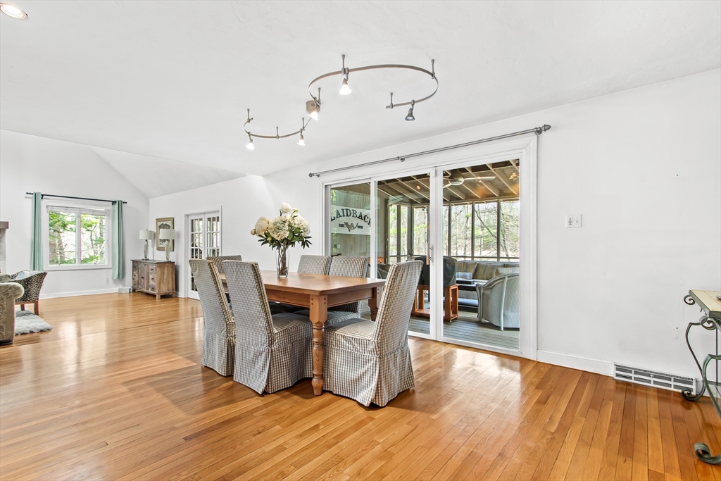 55 Farm Rd