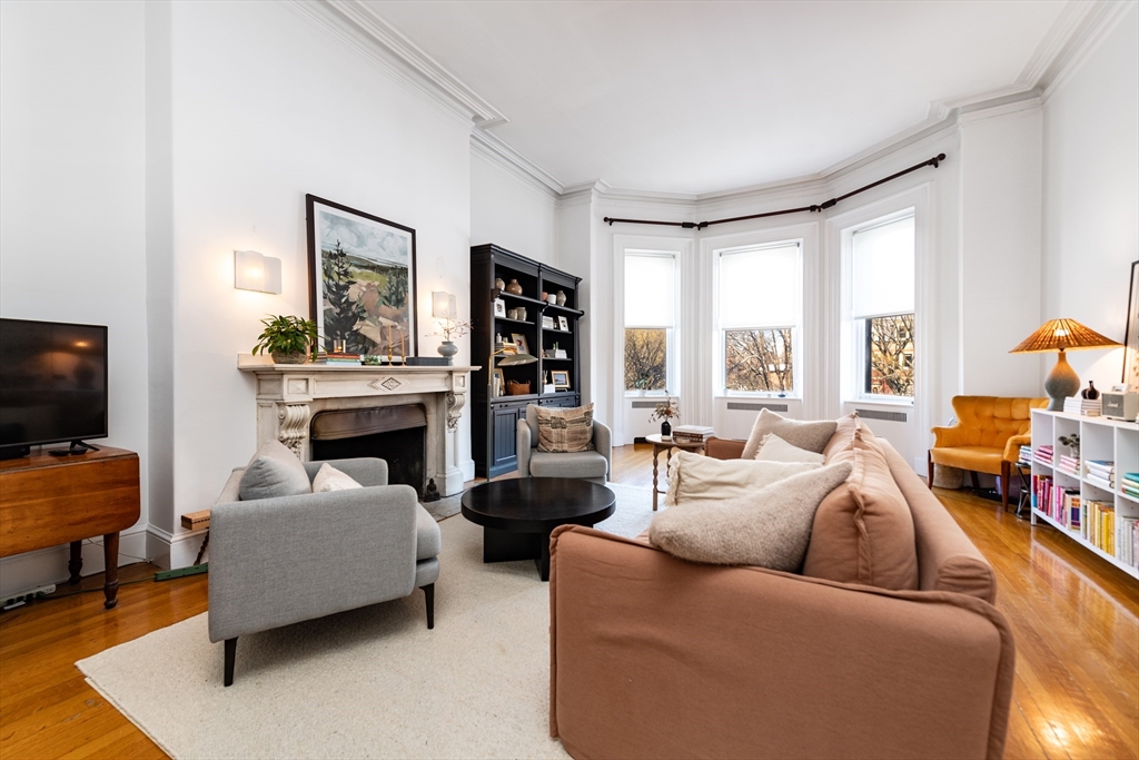46 Commonwealth Ave. # 5