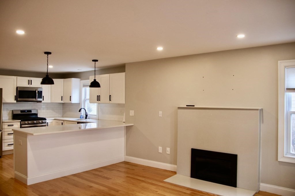 58 Hillsdale Rd # 1