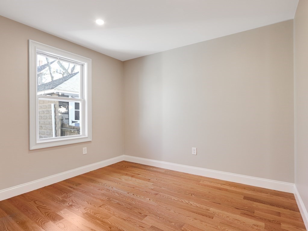 58 Hillsdale Rd # 1
