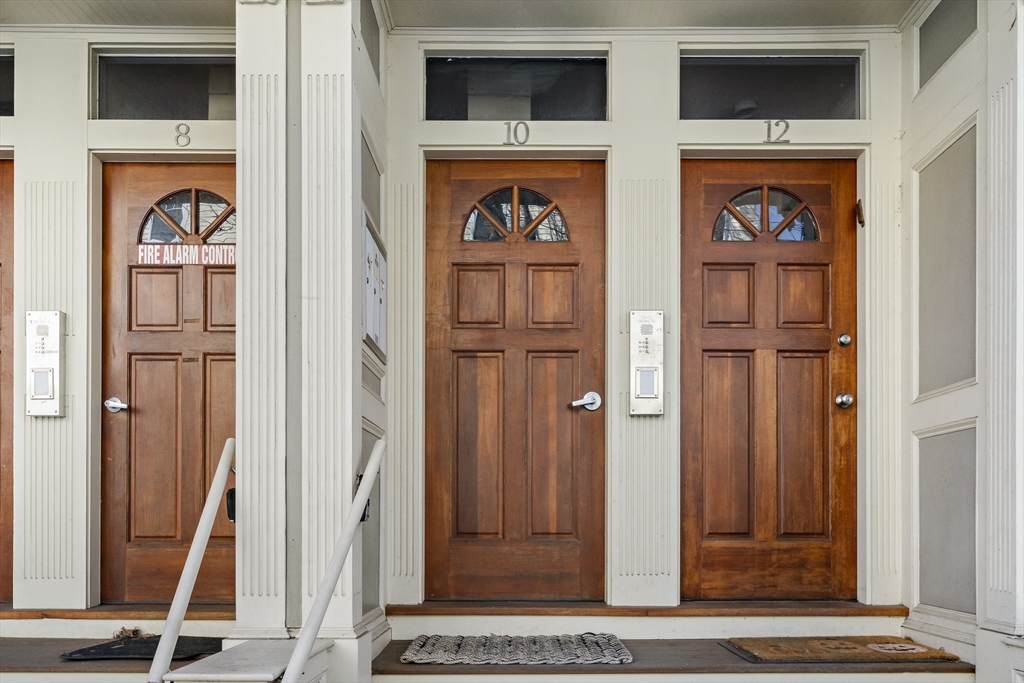 10 Marney St # 3