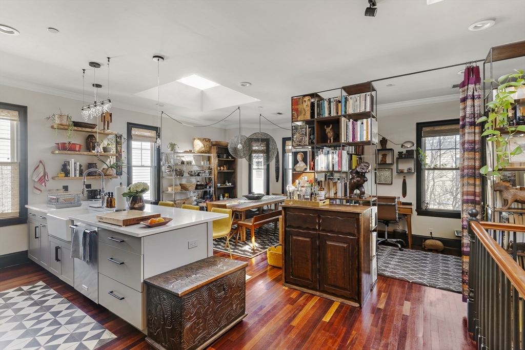 10 Marney St # 3