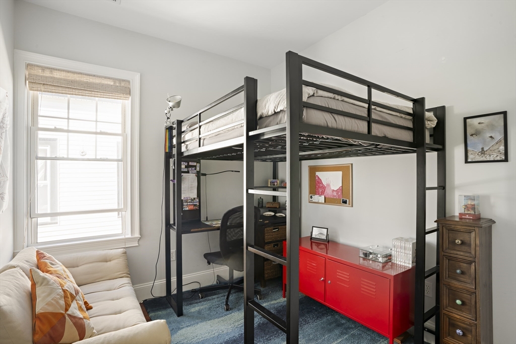 10 Marney St # 3