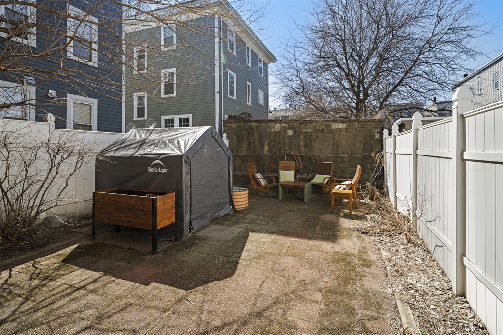 10 Marney St # 3