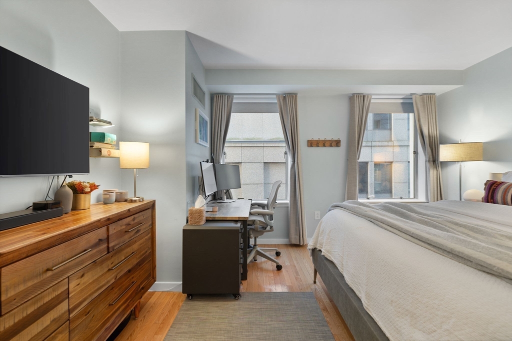 80 Broad St # 306