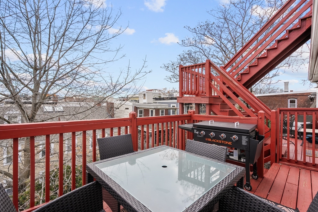 193 W 5th St # 3