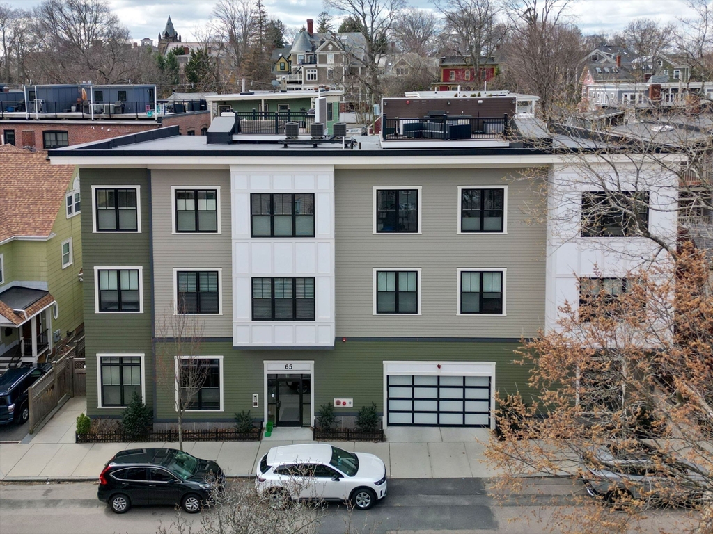 65 Green Street # 203