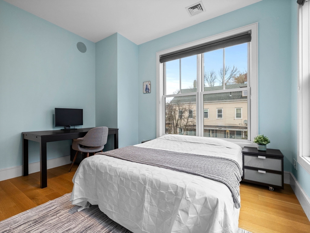 65 Green Street # 203