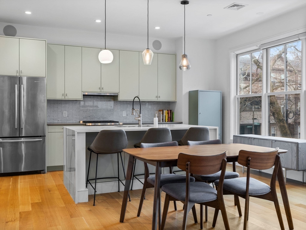 65 Green Street # 203