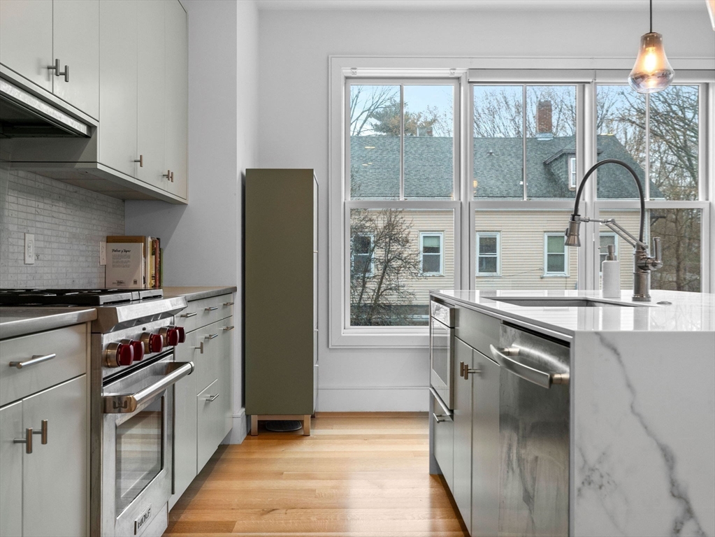 65 Green Street # 203
