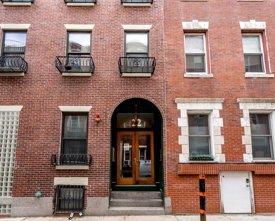 22 Sheafe St # 1