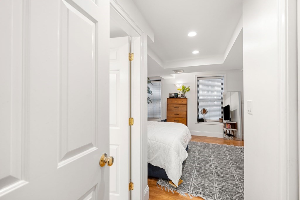 22 Sheafe St # 1
