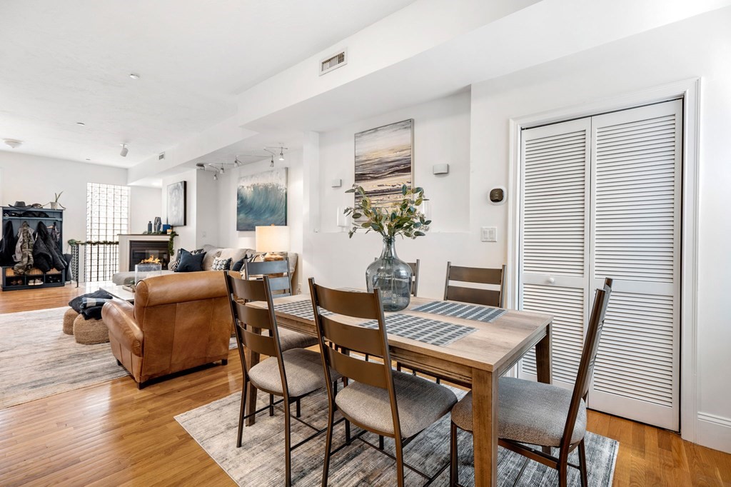 22 Sheafe St # 1