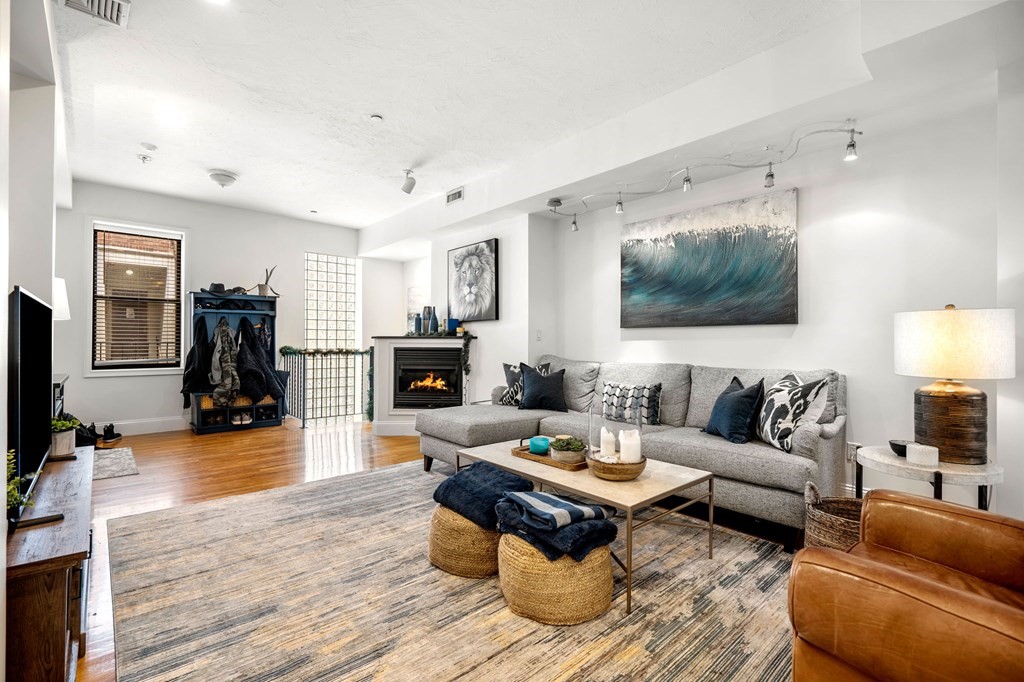 22 Sheafe St # 1