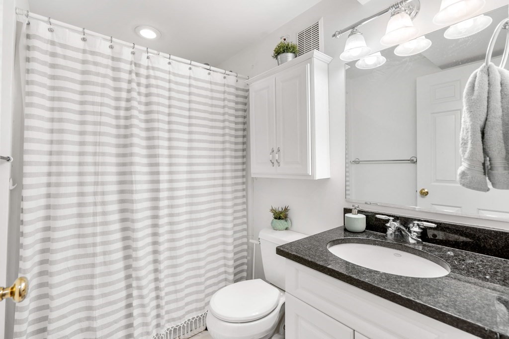 22 Sheafe St # 1