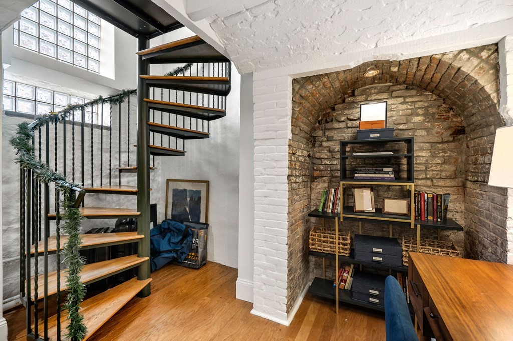 22 Sheafe St # 1