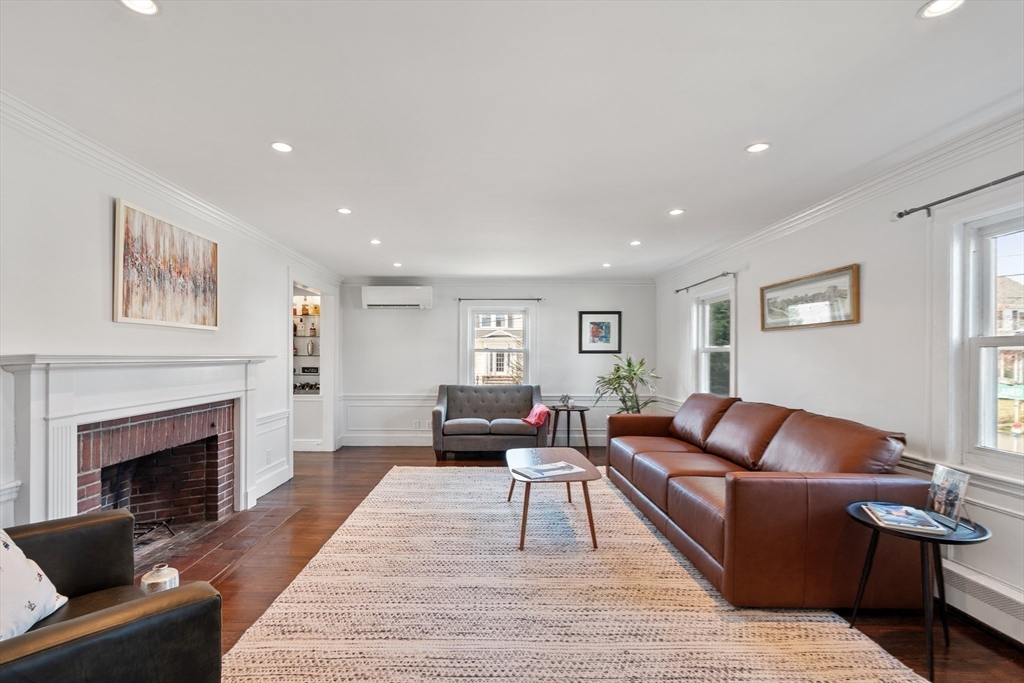 3 Laird Rd