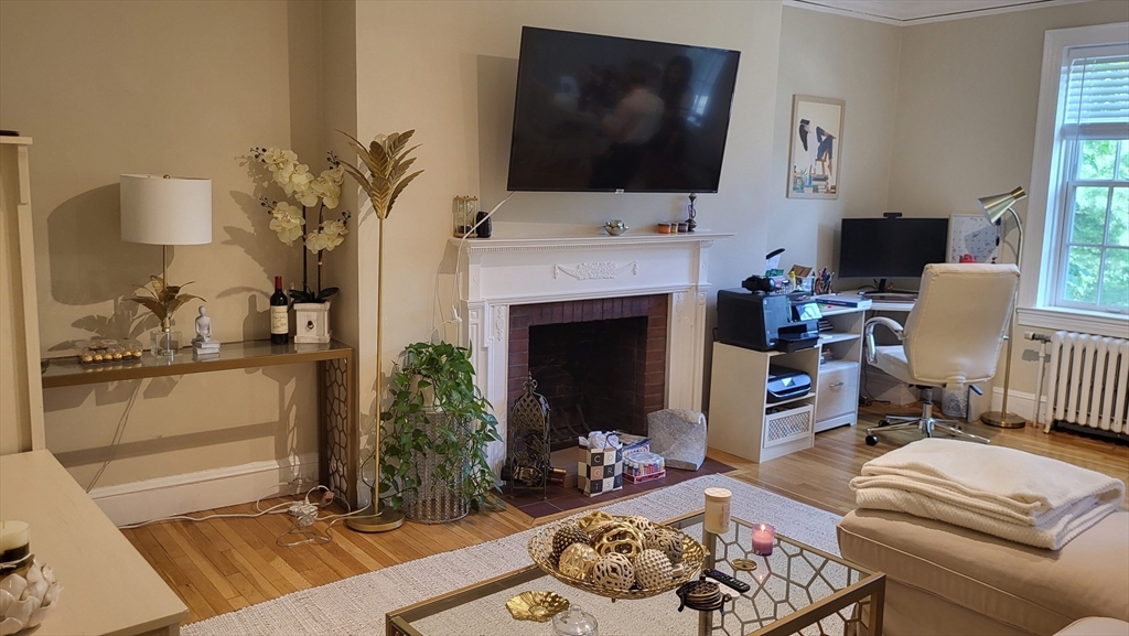 16 Chauncy St # 37
