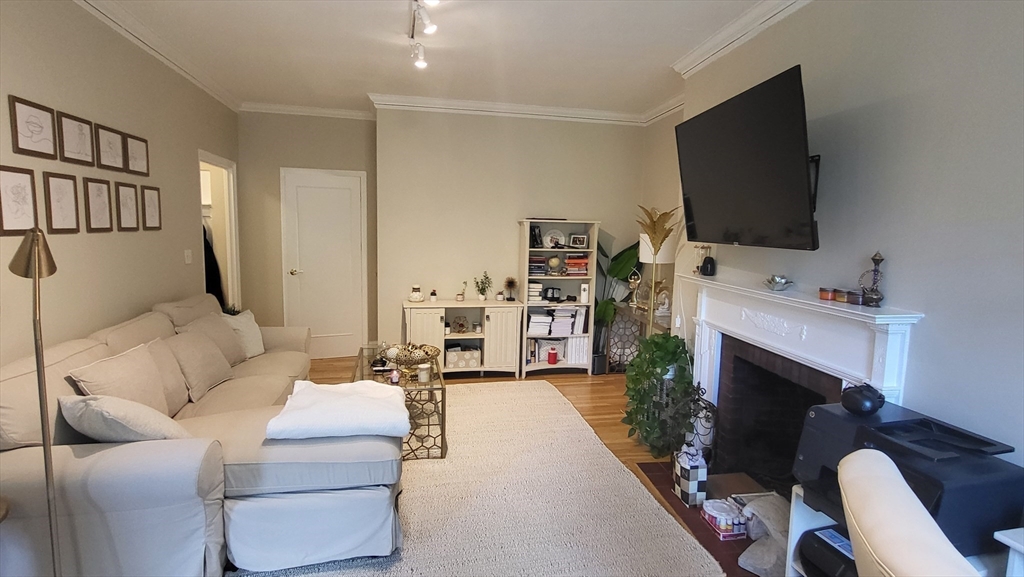 16 Chauncy St # 37