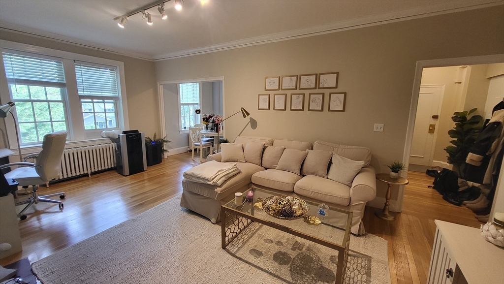 16 Chauncy St # 37