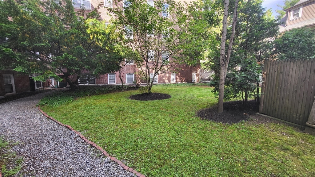16 Chauncy St # 37