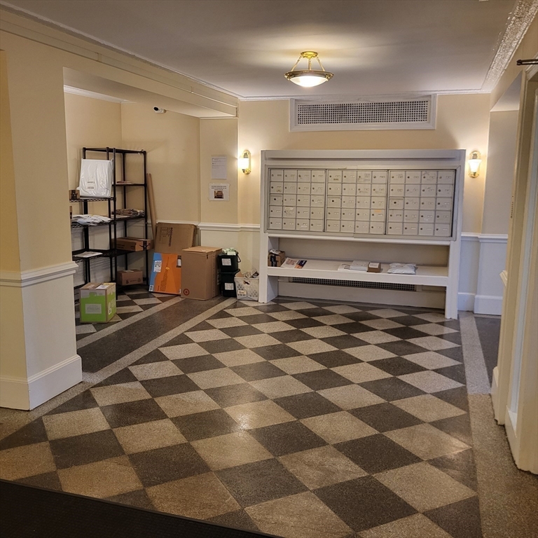 16 Chauncy St # 37