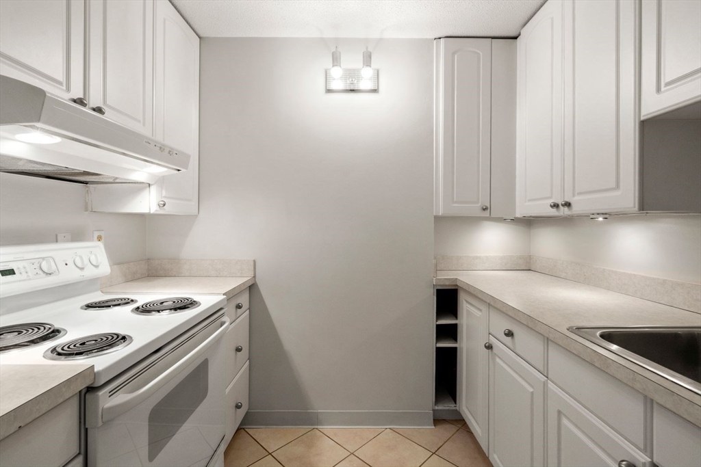 1580 Massachusetts Ave # 5C