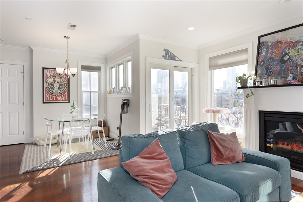 46 Washington St # 3