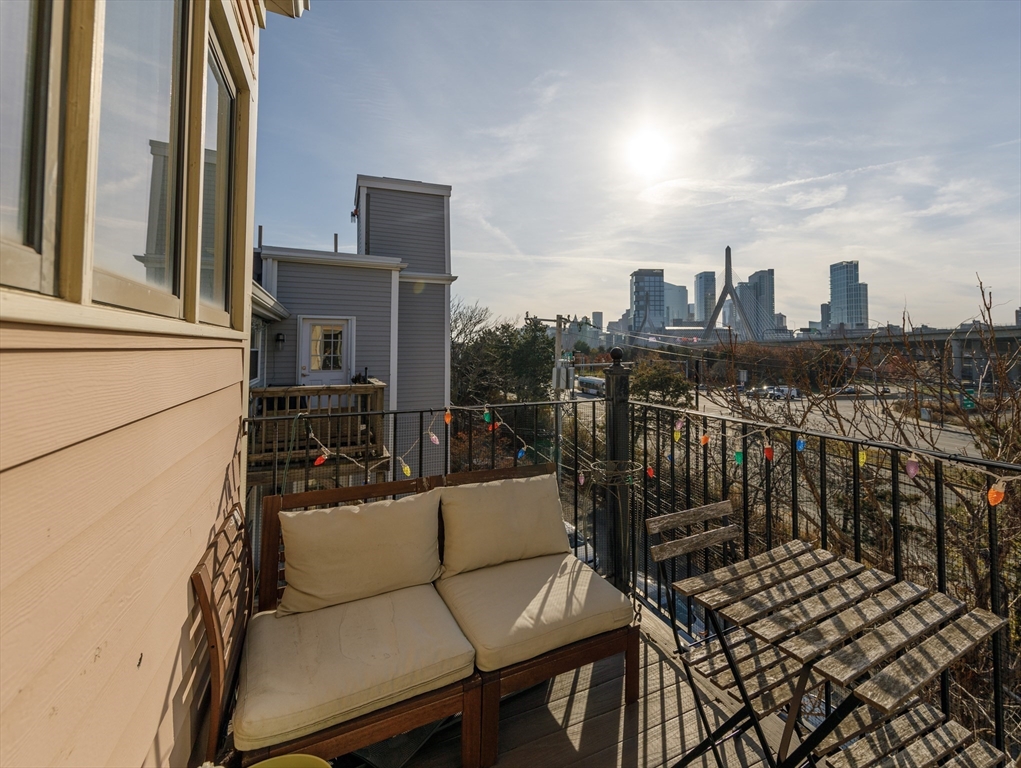 46 Washington St # 3