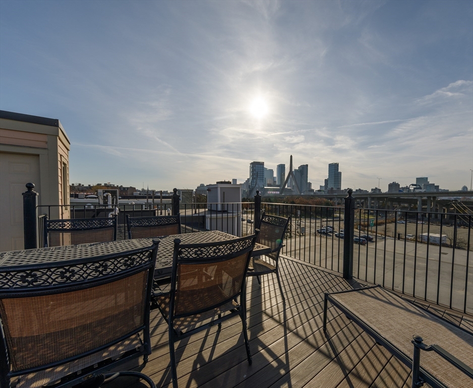 46 Washington St # 3