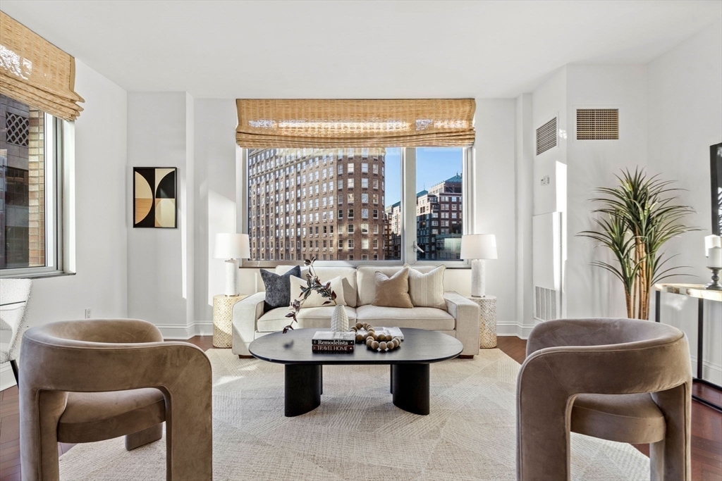 1 Charles Street S # 6A
