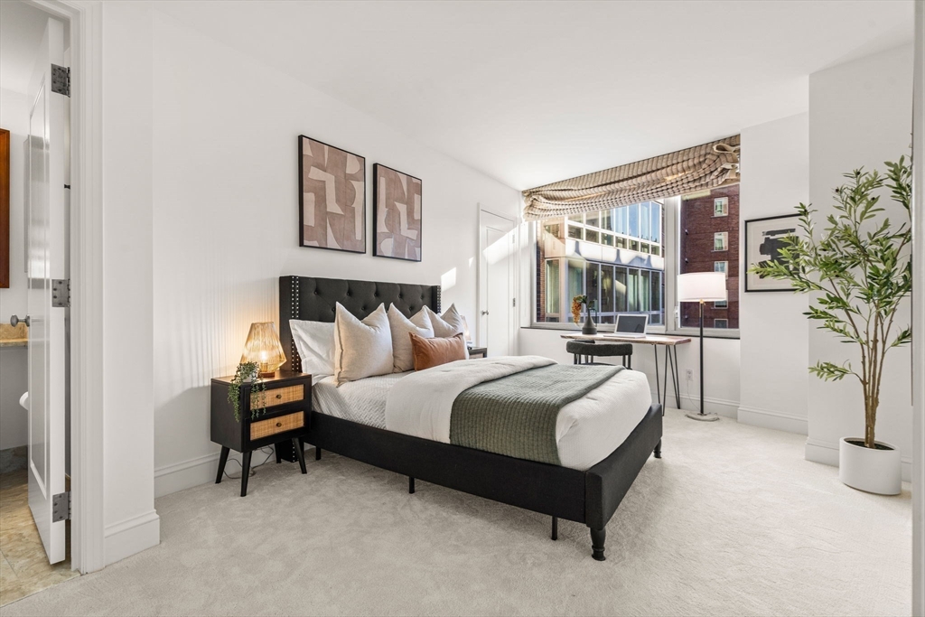 1 Charles Street S # 6A