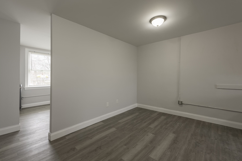 208 Main St # 44