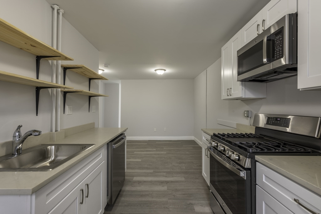 208 Main St # 44