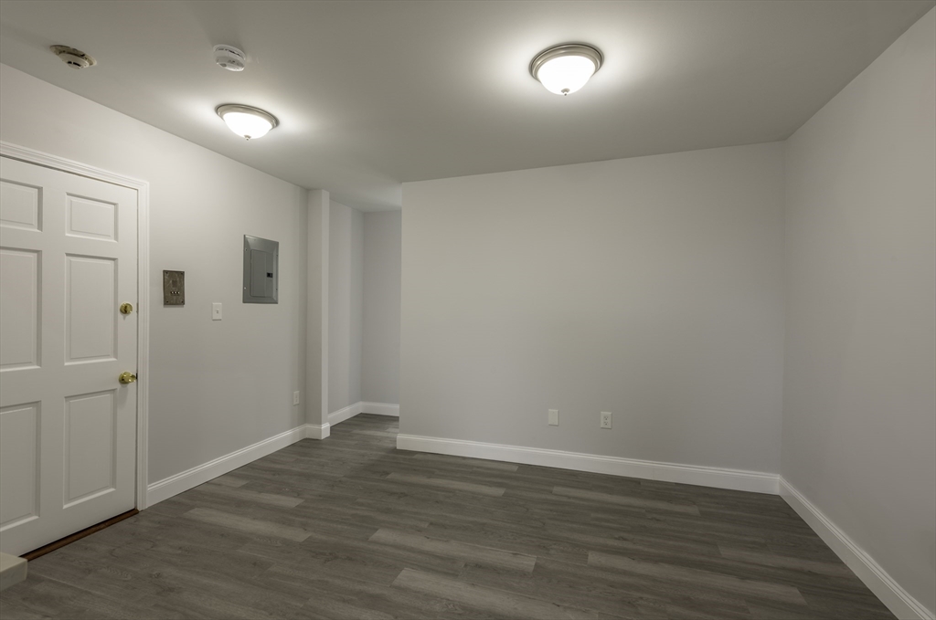 208 Main St # 44