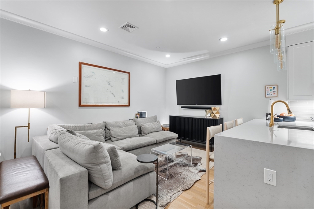 580 E Broadway # 2