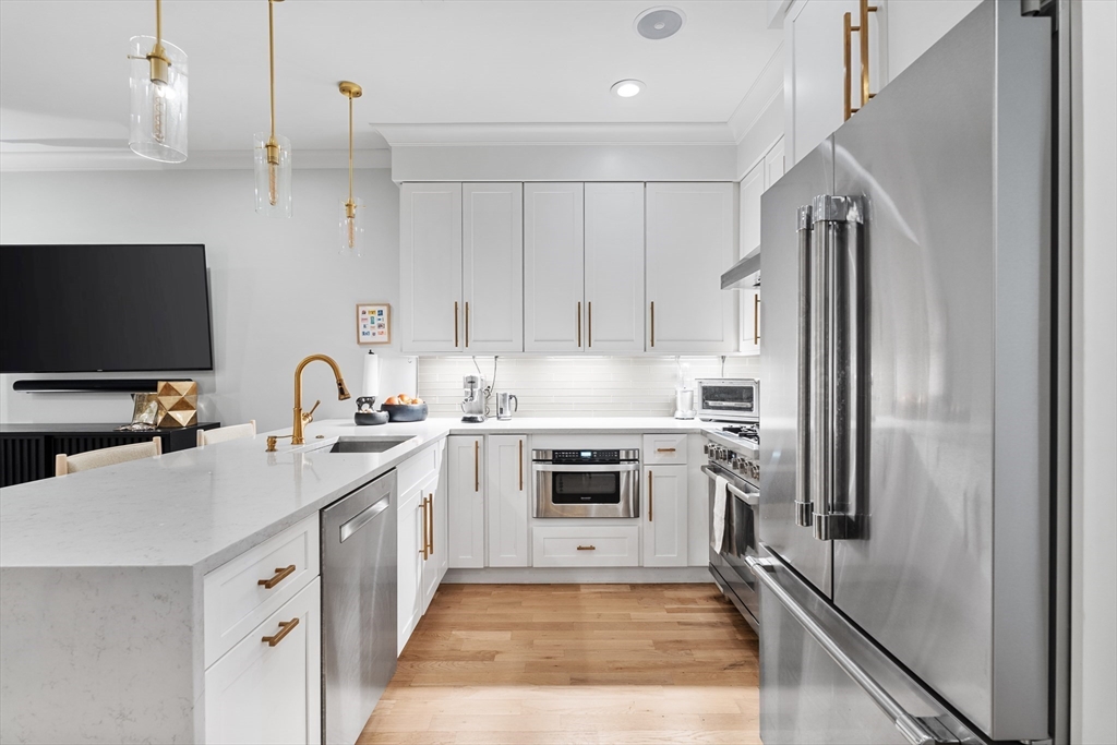 580 E Broadway # 2