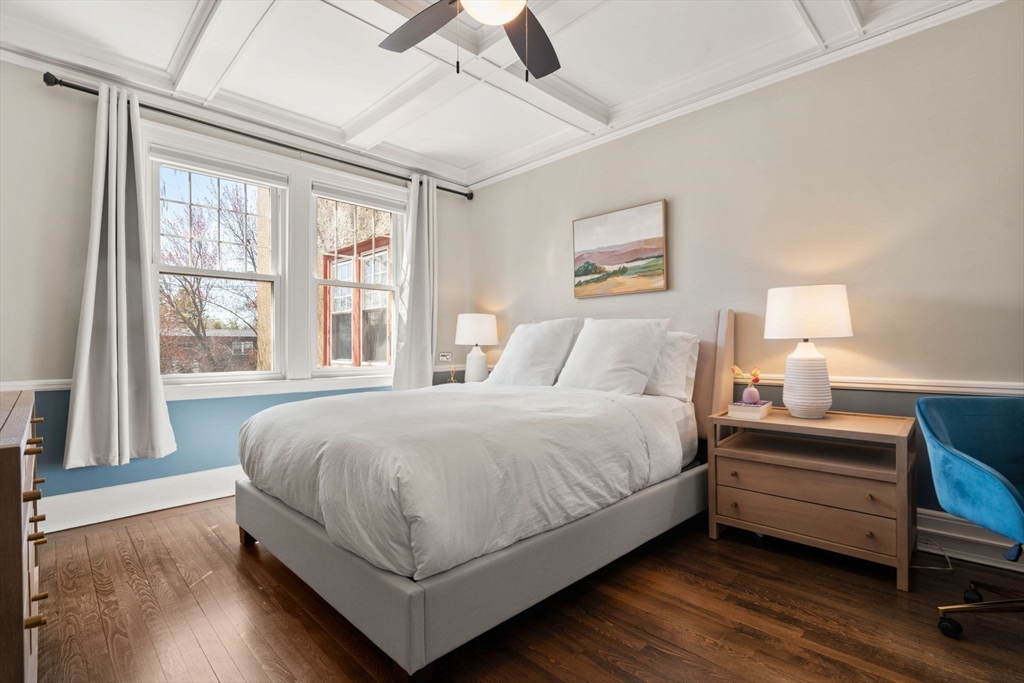 585 Franklin Street # 4