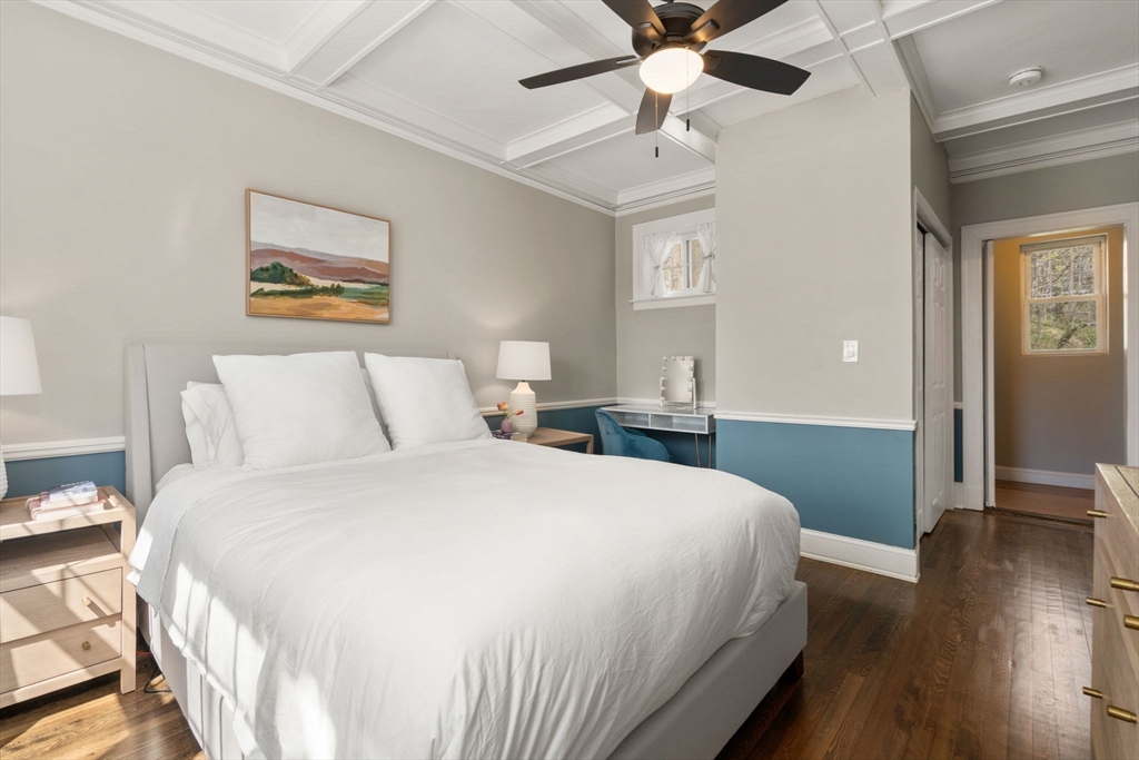 585 Franklin Street # 4
