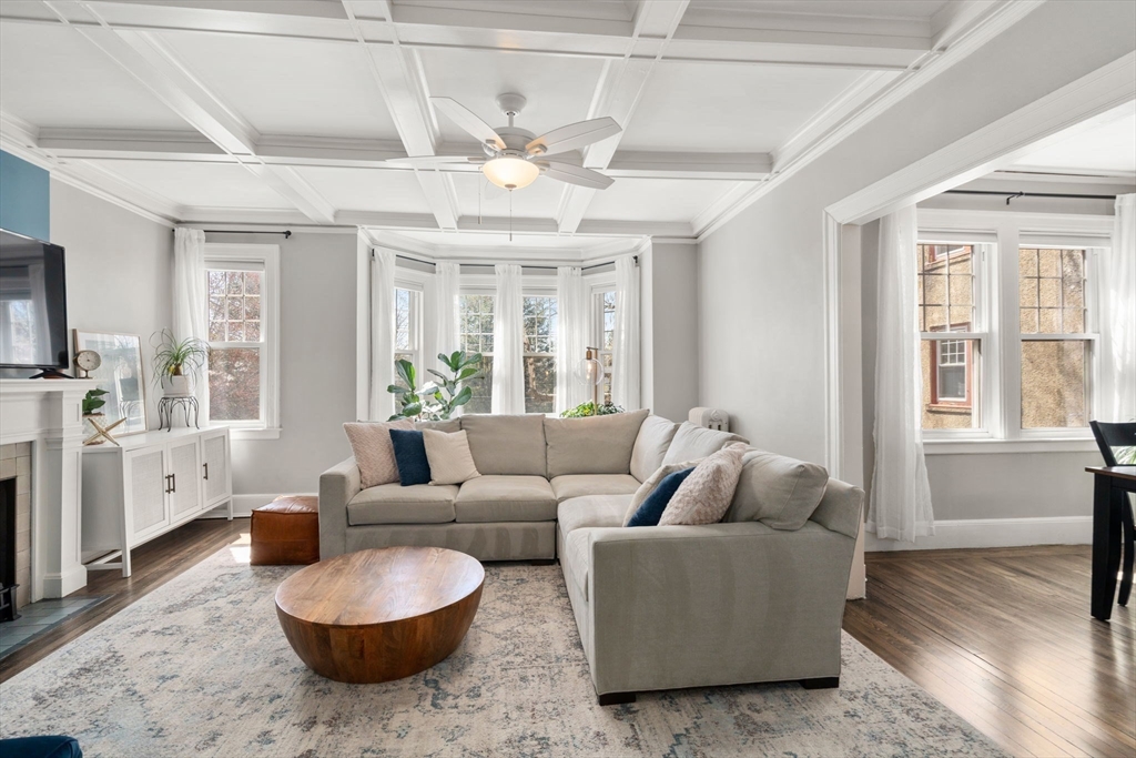 585 Franklin Street # 4