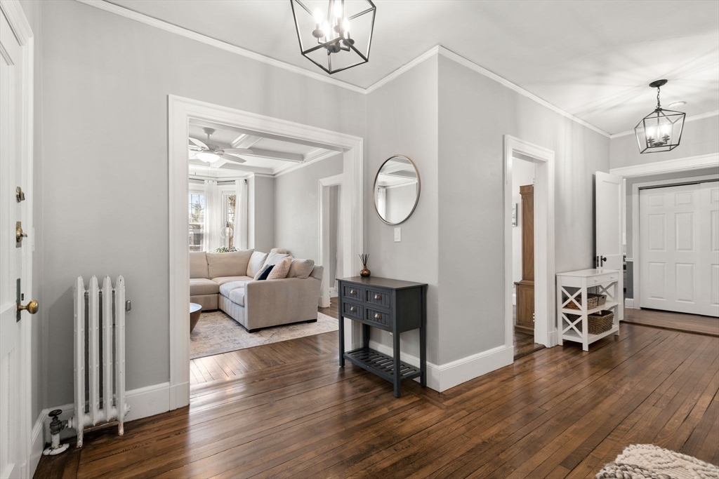 585 Franklin Street # 4