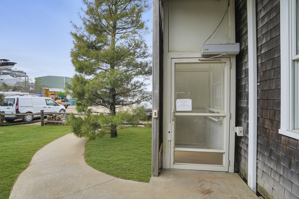 79 Beach Rd # 30