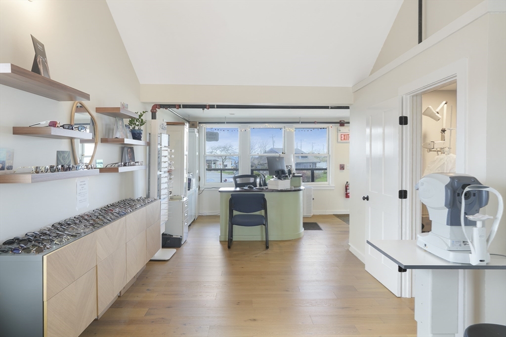 79 Beach Rd # 30
