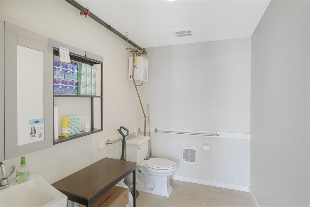 79 Beach Rd # 30